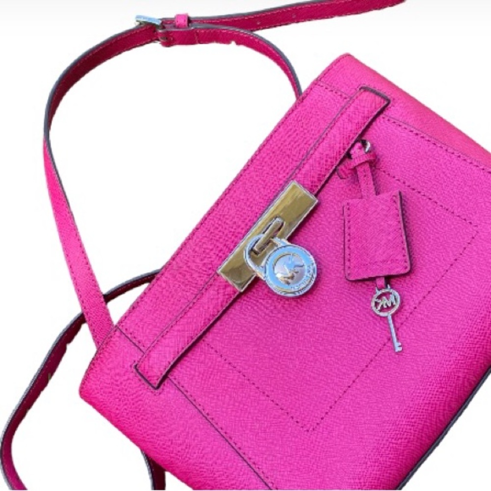 Michael Kors Purse - Picture 1 of 6